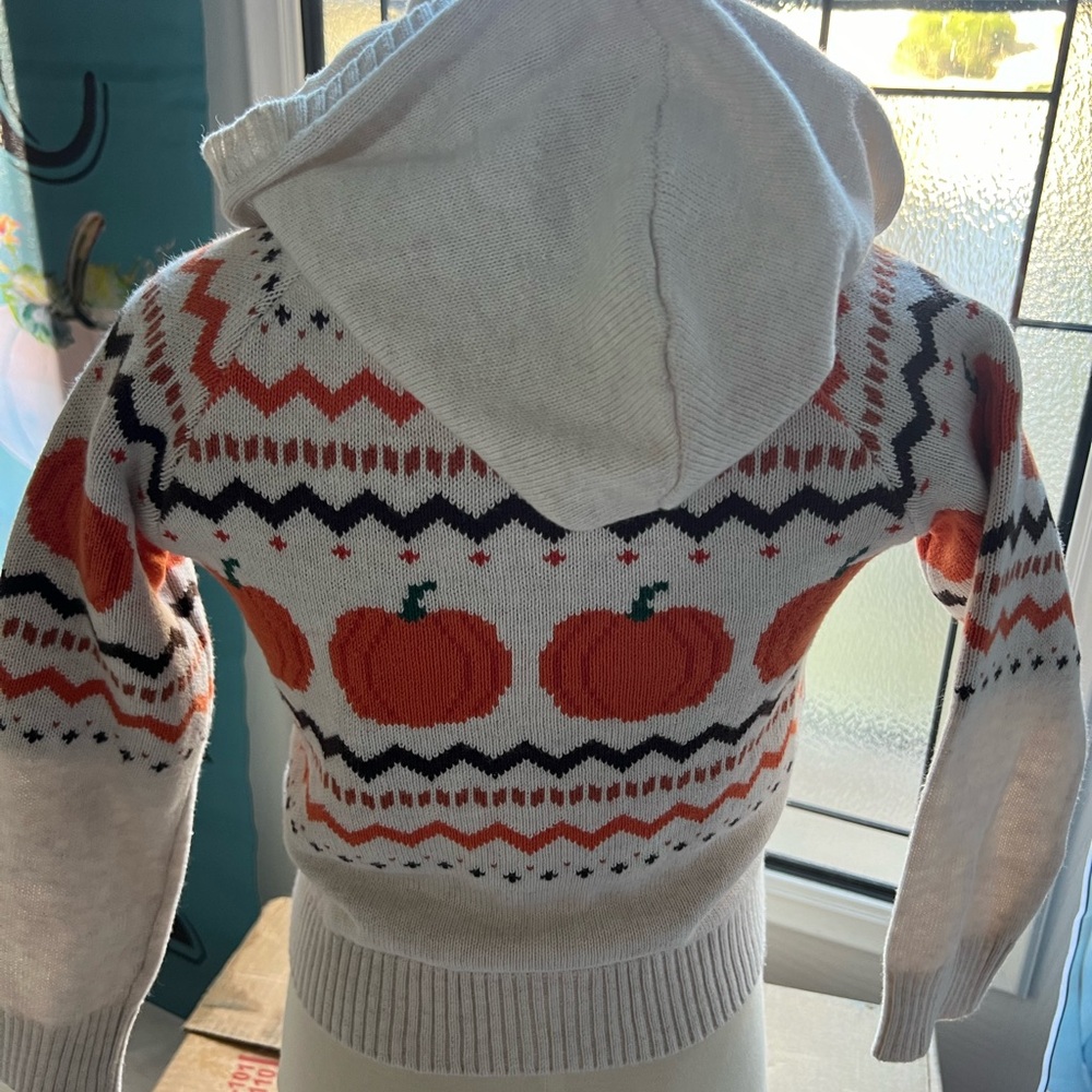 NWT Gymboree full zip sweater. Size 3T